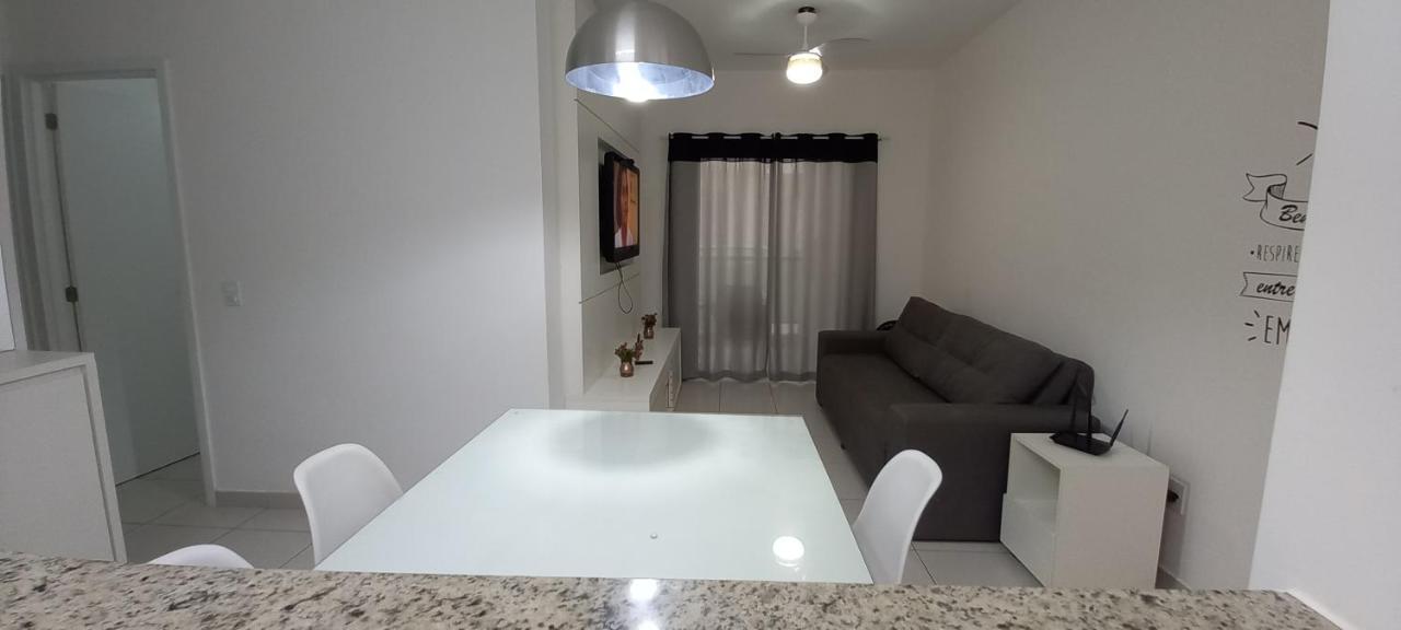 Apartamento Em Ubatuba - Praia Grande Com Wifi Gratuito, Rede De Protecao E Todo Conforto Que Voce Merece Bagian luar foto