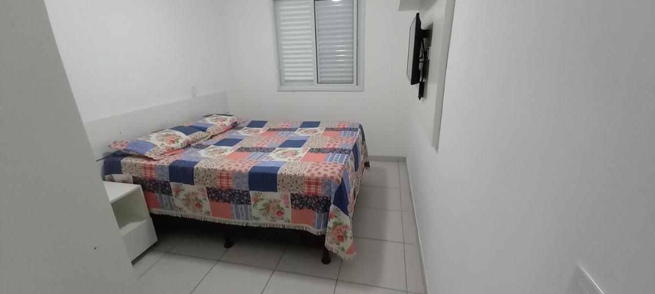 Apartamento Em Ubatuba - Praia Grande Com Wifi Gratuito, Rede De Protecao E Todo Conforto Que Voce Merece Bagian luar foto
