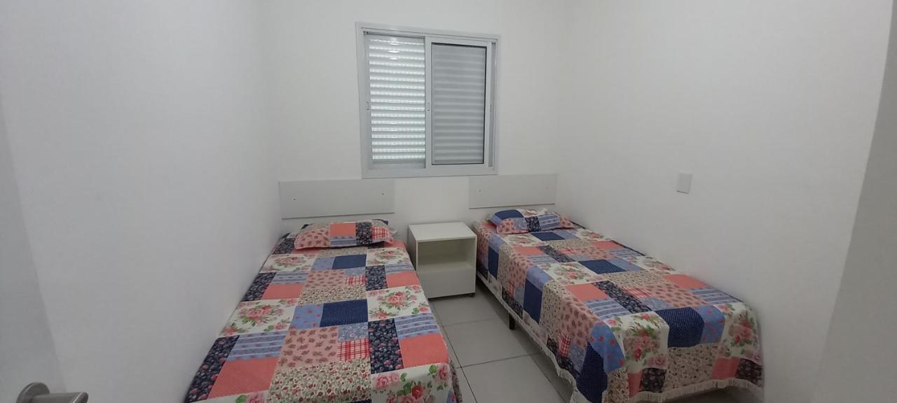 Apartamento Em Ubatuba - Praia Grande Com Wifi Gratuito, Rede De Protecao E Todo Conforto Que Voce Merece Bagian luar foto