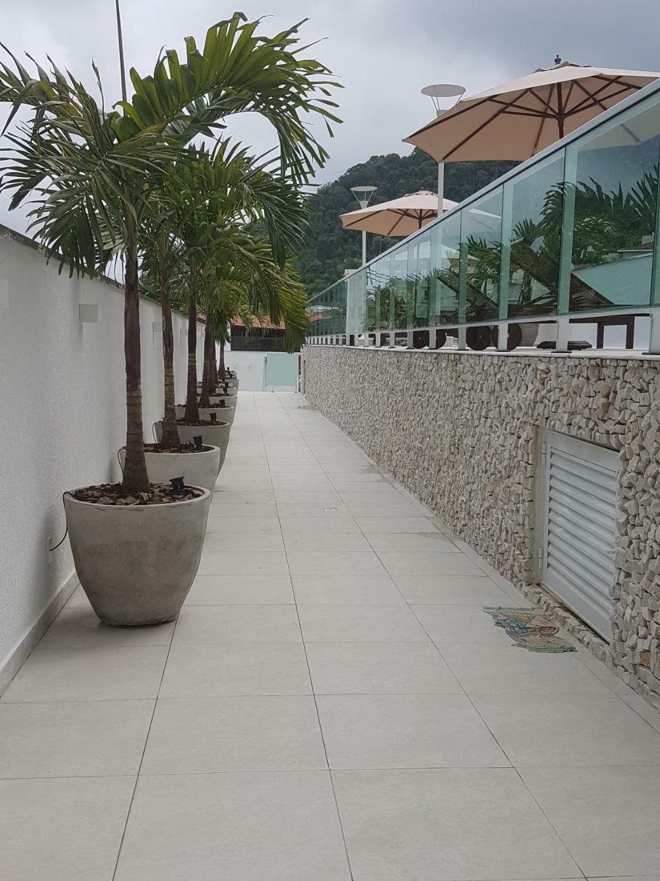 Apartamento Em Ubatuba - Praia Grande Com Wifi Gratuito, Rede De Protecao E Todo Conforto Que Voce Merece Bagian luar foto